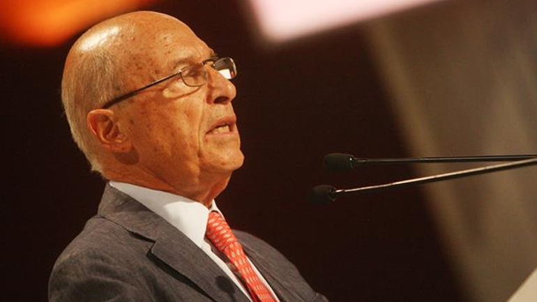 «Δρόμοι ζωής» το αυτοβιογραφικό βιβλίο του Κώστα Σημίτη