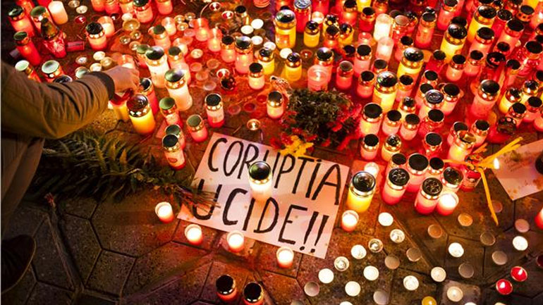 Στους 55 οι νεκροί από την πυρκαγιά που εκδηλώθηκε σε ντισκοτέκ στο Βουκουρέστι