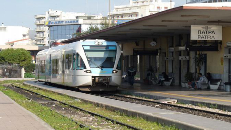 ΕΡΓΟΣΕ: Στις αρχές του 2016 η προμελέτη για τη σιδηροδρομική σύνδεση της Πάτρας με το λιμάνι