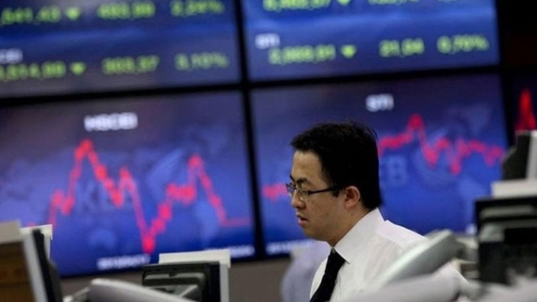 Τόκιο: Απώλειες για τον Nikkei