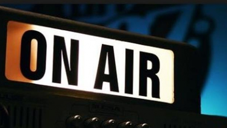 Από τη Λέσβο εκπέμπει η ΕΡΑ για τους πρόσφυγες