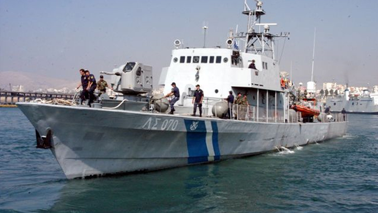 Καταδίωξη σκάφους με πρόσφυγες στη Σύμη