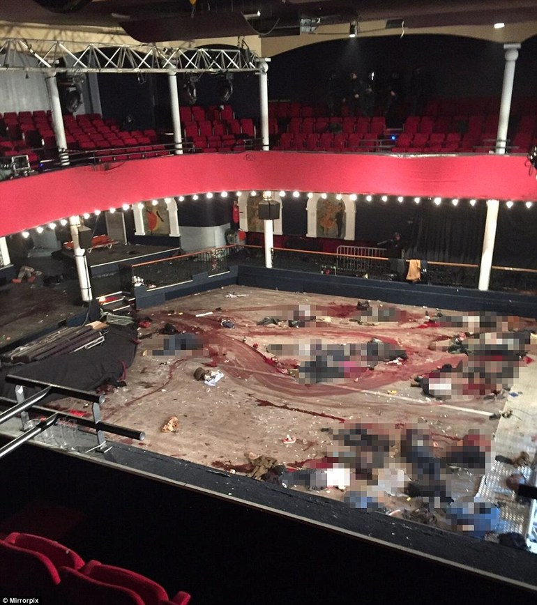 Φωτογραφία-ντοκουμέντο μετά τη φονική επίθεση στο θέατρο Μπατακλάν