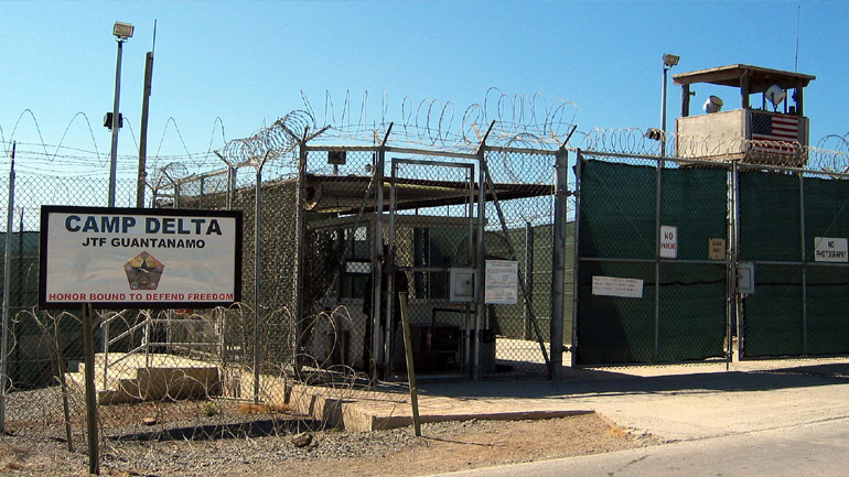 Στα Ηνωμένα Αραβικά Εμιράτα πέντε κρατούμενοι του Γκουαντάναμο