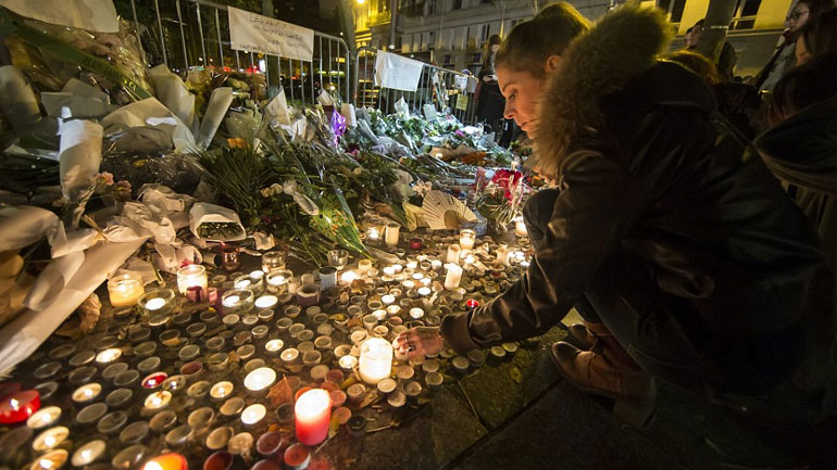 Βερολίνο: Οι επιθέσεις στο Παρίσι δεν επηρεάζουν την προσφυγική πολιτική