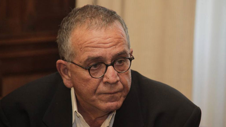 Μουζάλας: Υπάρχει το ενδεχόμενο να έχουν περάσει και άλλοι τρομοκράτες από την Ελλάδα Μουζάλας: Υπάρχει το ενδεχόμενο να έχουν περάσει και άλλοι τρομοκράτες από την Ελλάδα