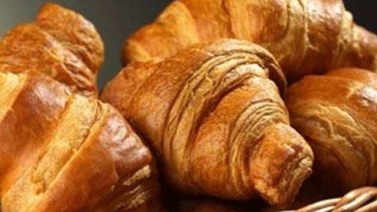 Εύκολα κρουασάν βουτύρου