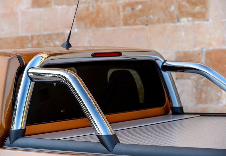 Με τέτοια αξεσουάρ το Navara γίνεται πιο... κακό!