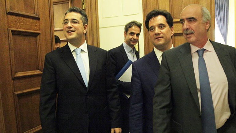 Οι υποψήφιοι πρόεδροι της ΝΔ απαντούν σε 100 στελέχη του κόμματος Οι υποψήφιοι πρόεδροι της ΝΔ απαντούν σε 100 στελέχη του κόμματος