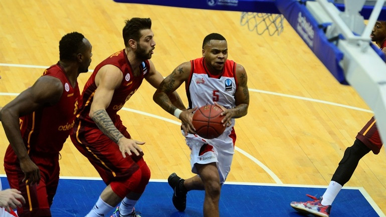 «Κλείνει» Κούπερ η ΑΕΚ