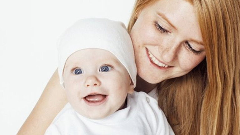 Τι δεν γράφουν τα βιβλία για τη μητρότητα