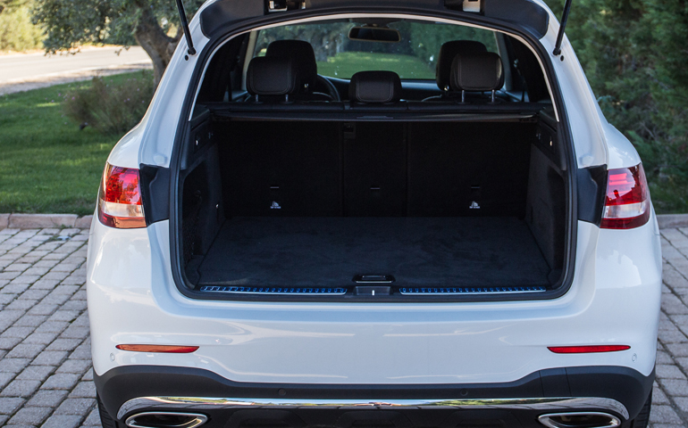 Ευρύχωρο και πρακτικό το πορτμπαγκάζ