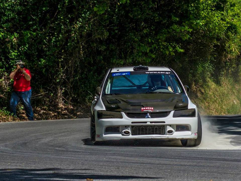 Ο πρωταθλητής αναβάσεων στην κατηγορία Formula Saloon Κώστας Πατσουρέας στοχεύει στον απόλυτο χρόνο...