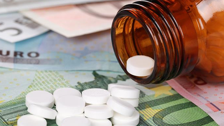Οι λίστες του ΕΟΦ για τις νέες τιμές στα φάρμακα