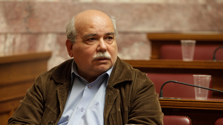 Με το μετάλλιο της Βουλής των Αντιπροσώπων τιμήθηκε ο Ν. Βούτσης από τον Γ. Ομήρου