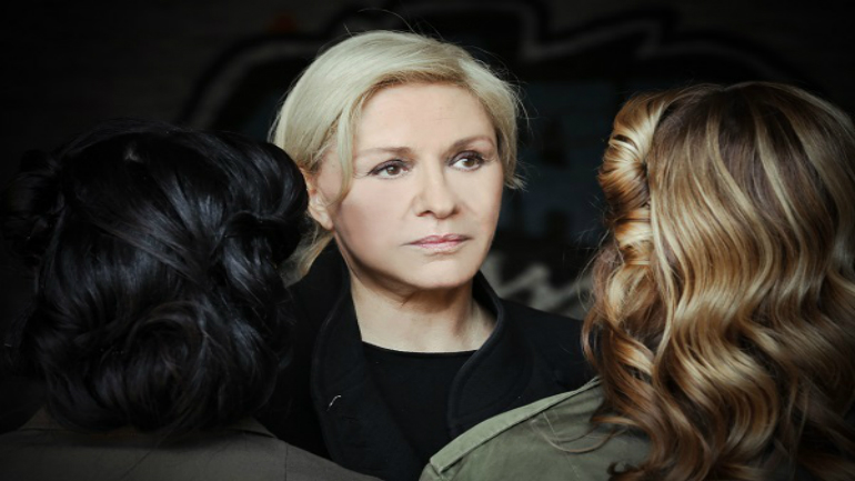 «Πού είναι μάνα σου μωρή»