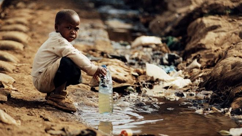 UNICEF: Τα παιδιά είναι τα πρώτα θύματα της υπερθέρμανσης του πλανήτη