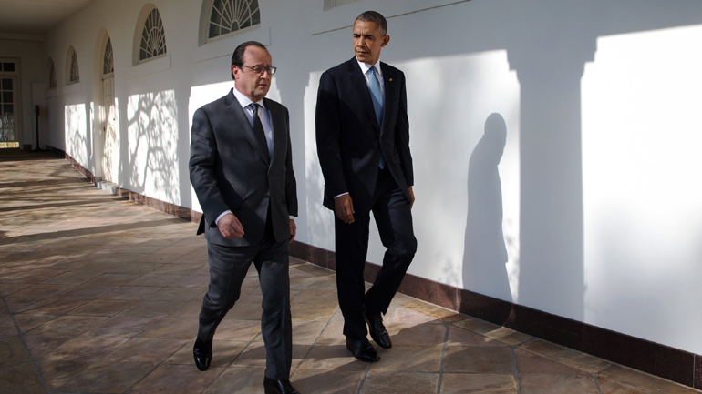 Ομπάμα στον Ολάντ: «Πρέπει να καταστρέψουμε την ISIS μαζί»