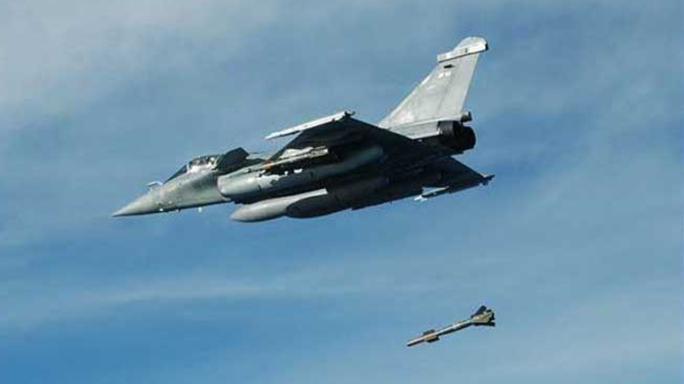 Γαλλία: Νέοι αεροπορικοί βομβαρδισμοί εναντίον του ISIS