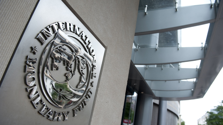 ΔΝΤ: Η Ευρωζώνη πρέπει να αντιμετωπίσει τα «κόκκινα» δάνεια