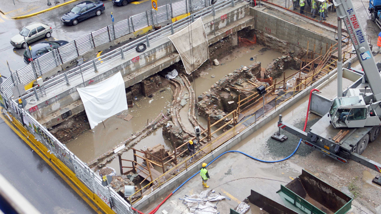 Θεσσαλονίκη: Επανεκκίνηση των έργων σε μετρό, αεροδρόμιο και λιμάνι