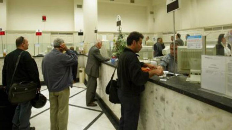 «Οι τράπεζες μπορεί να καταργήσουν τις μισές θέσεις εργασίας τους την επόμενη δεκαετία»