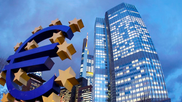 Προειδοποίηση ΕΚΤ: Παραμένει υψηλός ο κίνδυνος χρεοκοπίας της Ελλάδας
