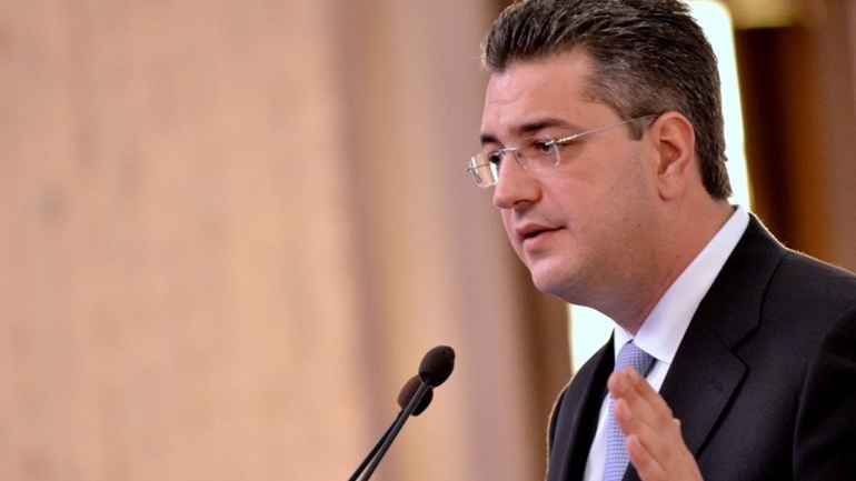 Τζιτζικώστας: «Η κυβέρνηση ψάχνει για συνενόχους»