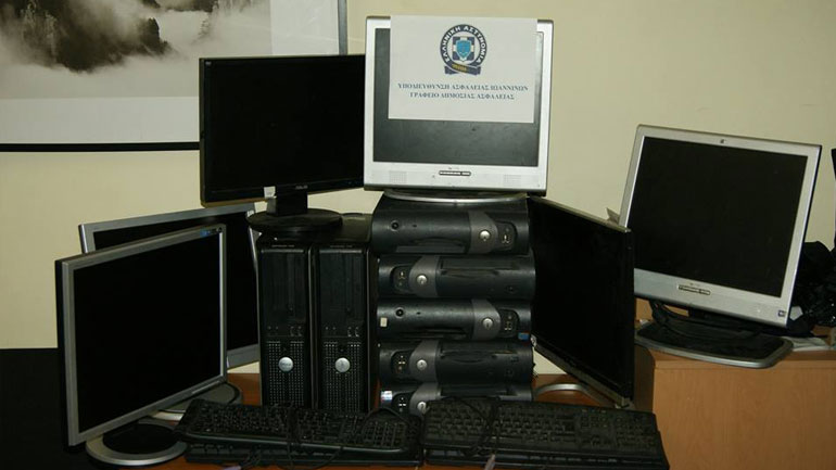 Άρτα: Συνελήφθησαν δύο άτομα για απάτη μέσω Διαδικτύου