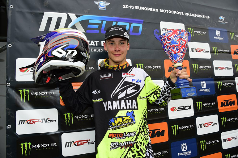 Αυτός είναι ο Maxime Renaux, παγκόσμιος πρωταθλητής 2015 στα 125 κυβικά junior...