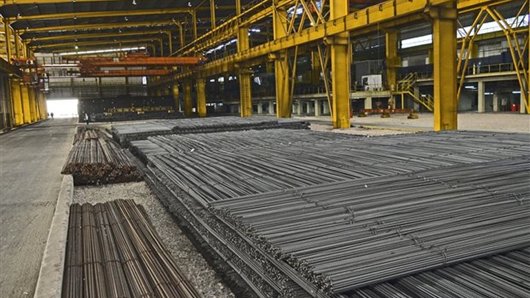 Πτώση 10,4% στις τιμές παραγωγού στη βιομηχανία