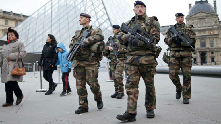 Σλοβακία: Έρευνα για την προέλευση των όπλων του μακελειού στο Παρίσι