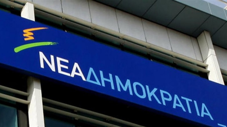 ΝΔ: Ο βασιλιάς Αλέξης είναι γυμνός