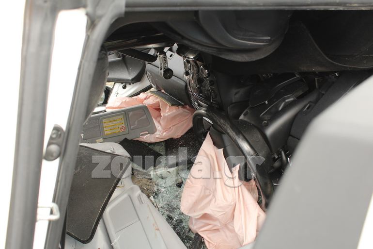 Τίποτα δεν έμεινε στη θέση του μετά την τούμπα...