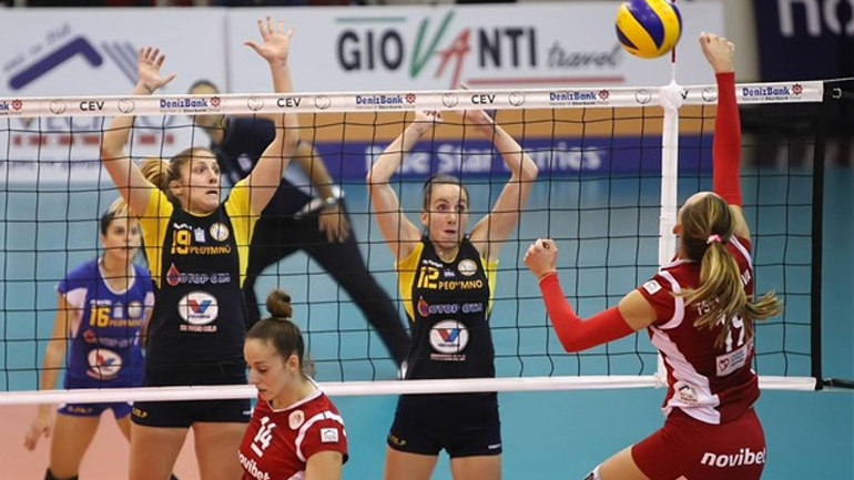 Βόλεϊ: Εύκολο βράδυ για Ολυμπιακό και Παναθηναϊκό