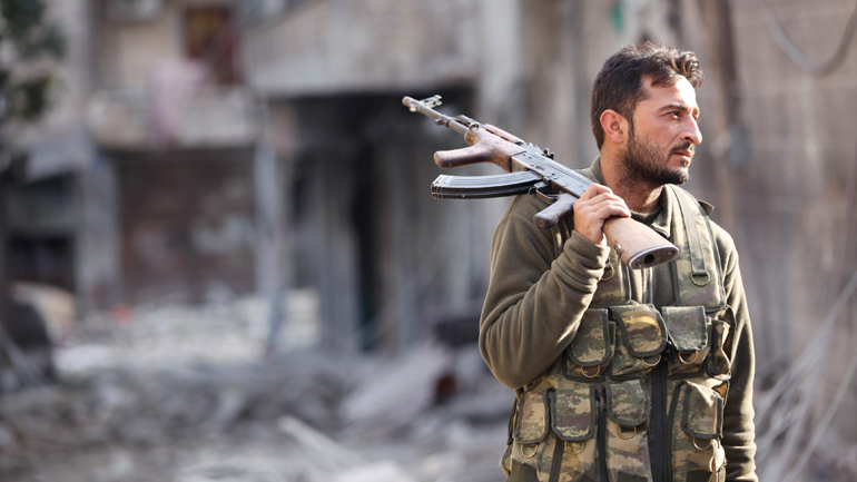 Συριακός στρατός: : Η Τουρκία αύξησε τις παραδόσεις όπλων σε τρομοκράτες