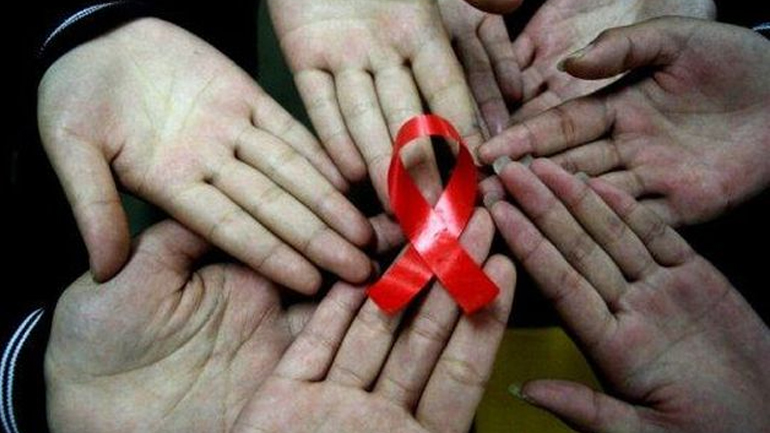 UNICEF: Τριπλασιάστηκαν οι θάνατοι εφήβων από AIDS