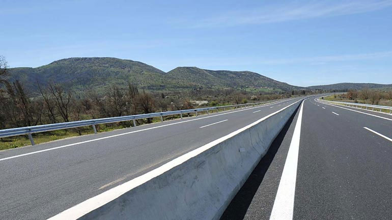 Θανατηφόρο τροχαίο στην εθνική οδό Θεσσαλονίκης – Μουδανιών