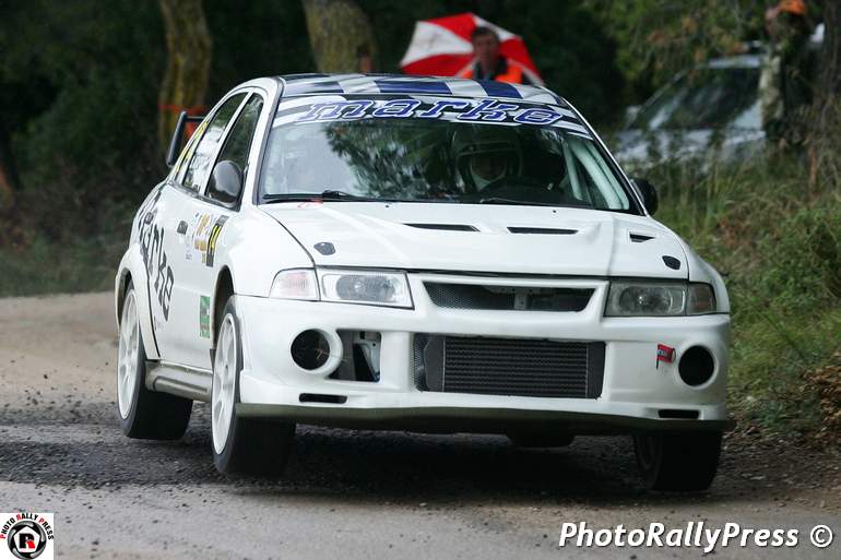 Δεν κατάφεραν να ολοκληρώσουν την προσπάθειά τους οι Ιάκωβος Μαρκεσίνης με τον Στέλιο Αράπη...