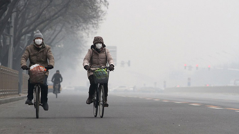 Το Πεκίνο «πνίγεται» στην αιθαλομίχλη Το Πεκίνο «πνίγεται» στην αιθαλομίχλη
