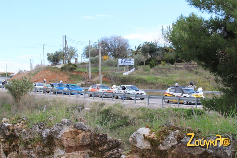 Στη σειρά για την ειδική διαδρομή...