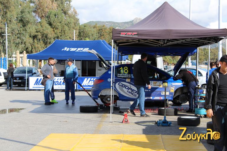 Πολύ δουλειά στο service...