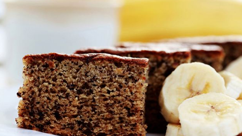 Φτιάξτε ένα αφράτο κέικ μπανάνας