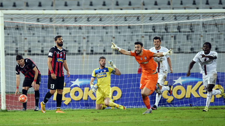 Φίλαθλος πήγε στο Παναχαϊκή-ΑΕΛ με πιστόλι