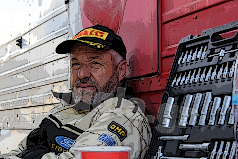 Το επίπεδο του Μιχάλη Ευθυμίου είναι πολύ ψηλό. Συνδυάζει χαρακτήρα και οδηγικές ικανότητες. Τρέχει για να ευχαριστιέται ο ίδιος και να κάνει το ίδιο και για τους θεατές...