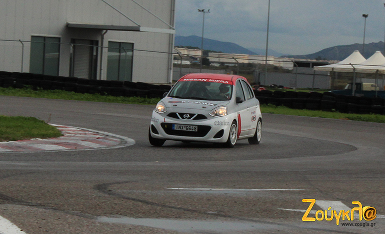 Μπορεί να είναι σχεδόν.... 'μαμά' αλλά στρίβει εντυπωσιακά!