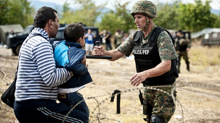 Πορεία αλληλεγγύης για τους πρόσφυγες στο κέντρο της Θεσσαλονίκης
