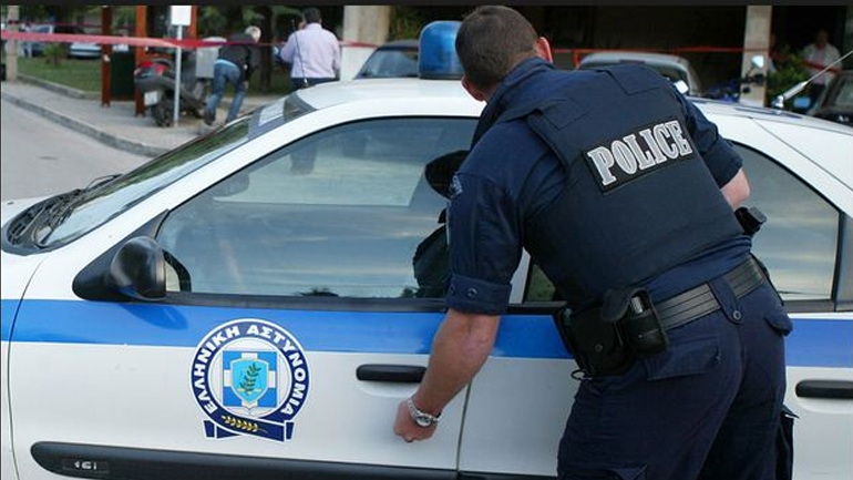 Ηράκλειο: Χειροπέδες σε δίδυμο τσαντάκηδων