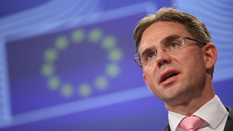 Κομισιόν: Προσβλέπει σε «στενή συνεργασία» με την Ελλάδα για τη διασφάλιση των συνόρων