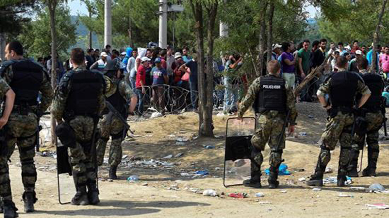 Άνοιξαν τα σύνορα για τους πρόσφυγες οι Σκοπιανοί Άνοιξαν τα σύνορα για τους πρόσφυγες οι Σκοπιανοί